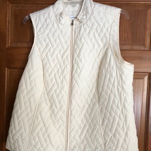 Croft and Barrow women’s quilted vest (cream)